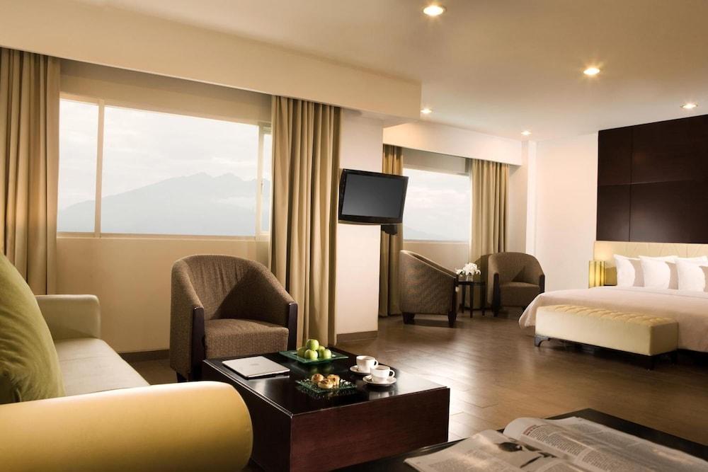 Hotel Santika Bogor Luaran gambar