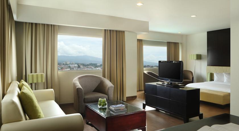 Hotel Santika Bogor Luaran gambar